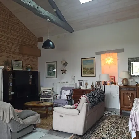 Le Chais Apartment *
